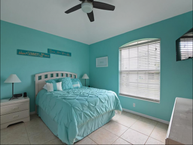Family Friendly Home 2 Blocks to Beach!